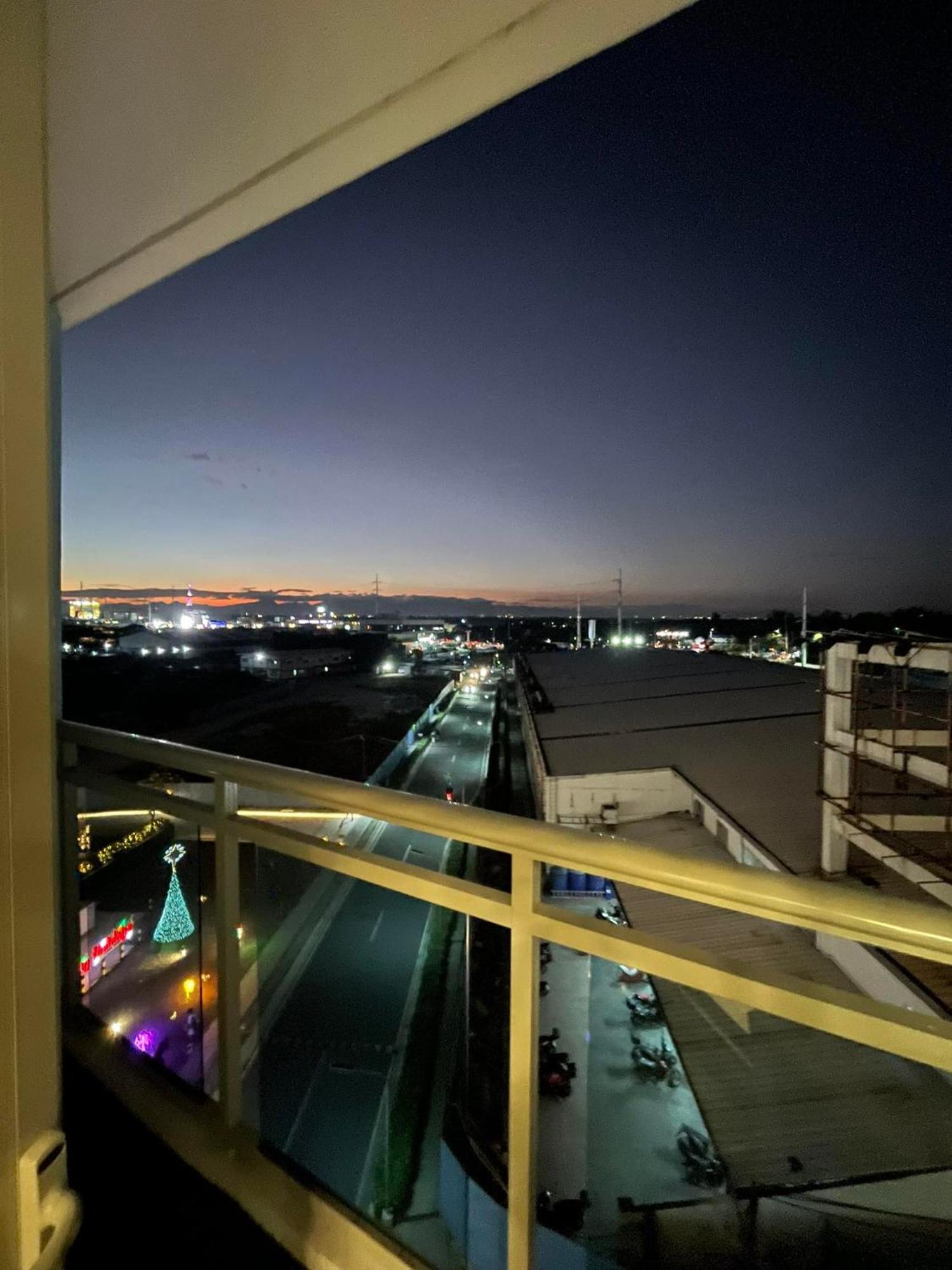 Aparthotel Azure North Monaco Tower Unit 608 Pampanga Exterior foto